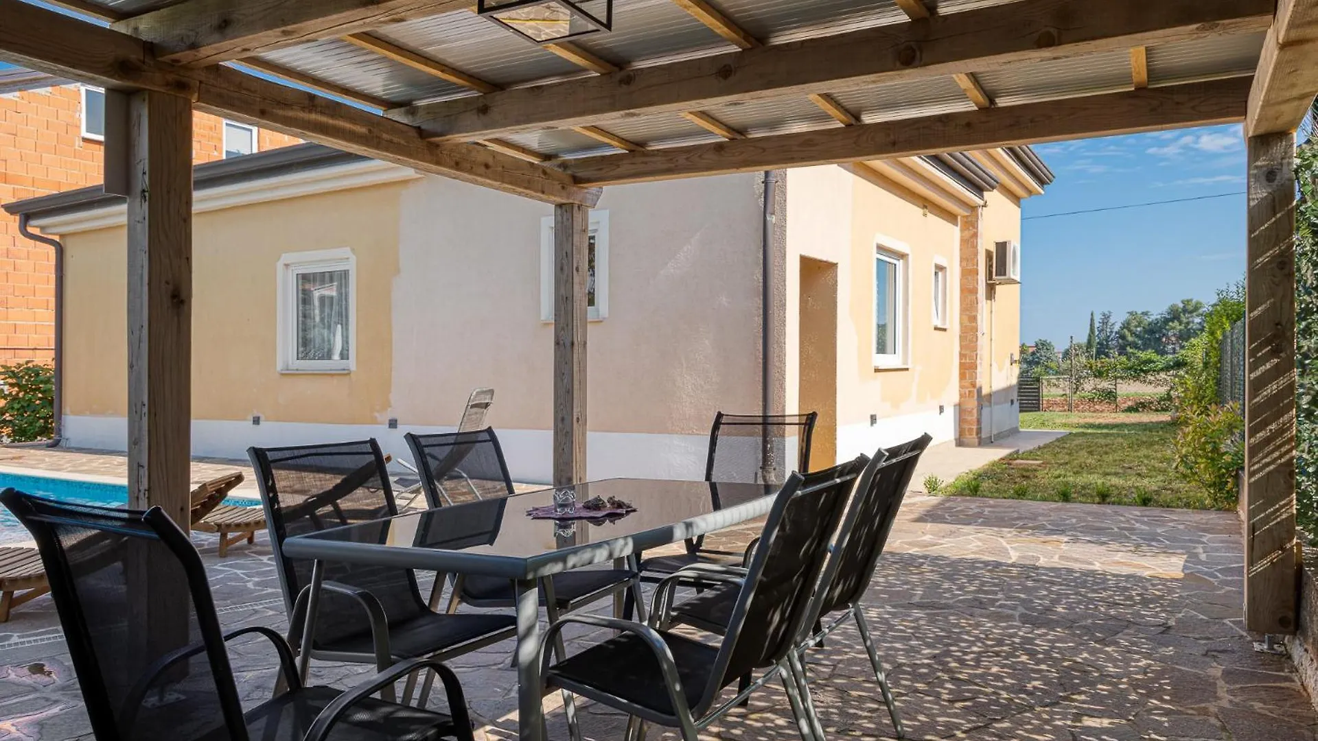 Villa Luka Gedici